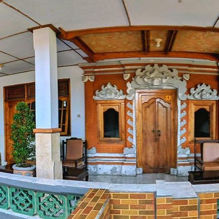 Serangan Inn II Падангбай Экстерьер фото