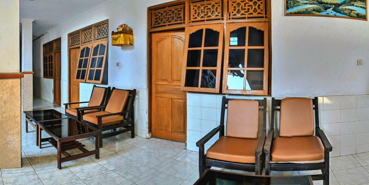Serangan Inn II Падангбай Экстерьер фото